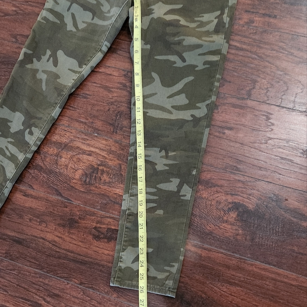 LEVI'S 711 Camo Print Skinny Ankle Women's Jeans 🪻 - Picture 9 of 10